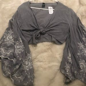 Windsor, Bell sleeves top